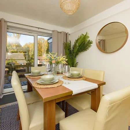 3 Bedrooms House Ideal For Long Stays! Southampton Exterior photo